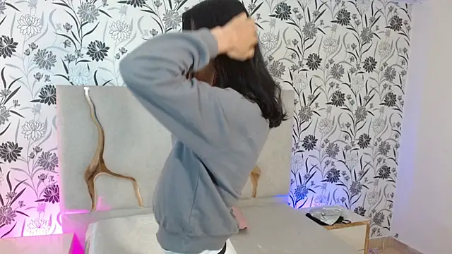 Joselyn tay online show from 01/09/26, 11:57