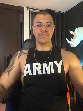 Snapshot of Zed_ferrer chatting on 12/02/25, 09:03 Zed ferrer online show from 12/02/25, 09:03