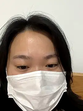 Snapshot of FAN-XIAOGUO chatting on 11/26/25, 08:48 FAN-XIAOGUO online show from 11/26/25, 08:48