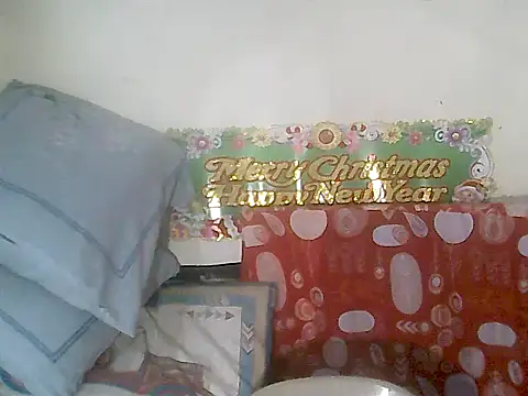 Snapshot of loriepinay46 chatting on 12/03/25, 12:14 loriepinay46 online show from 12/03/25, 12:14