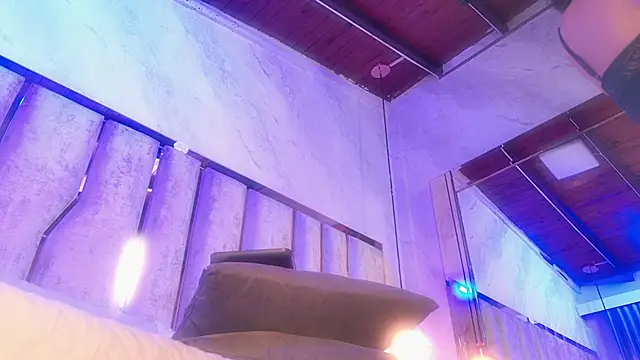 Caroline palmerr online show from 01/07/26, 03:09