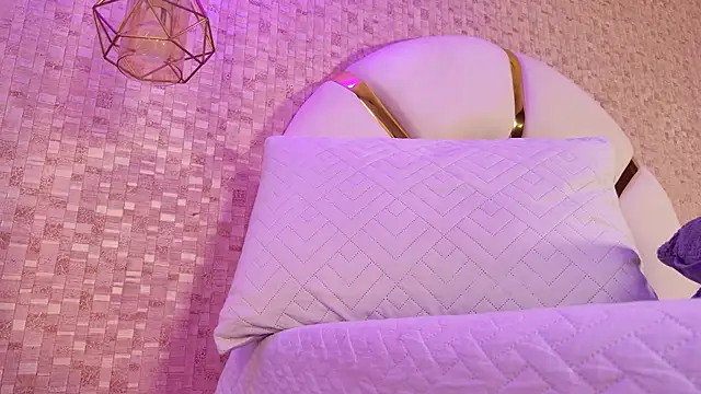 Caroline palmerr online show from 04/14/26, 03:12