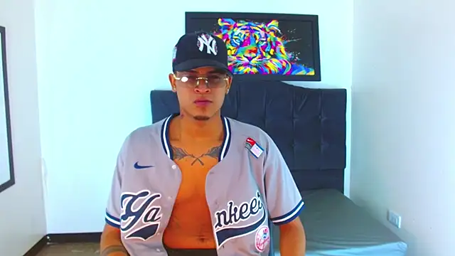 Isaacas  online show from 11/25/25, 11:32