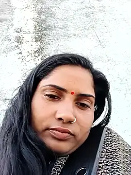 Pushpa hotty online show from 02/27/26, 04:23