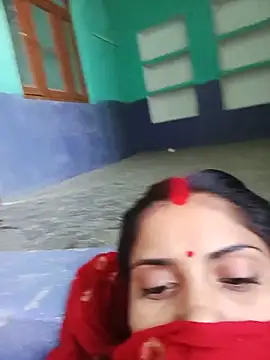 Pushpa hotty online show from 05/18/26, 04:07
