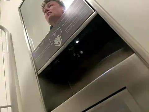 Snapshot of jabeszczelny chatting on 03/21/26, 09:18 jabeszczelny online show from 03/21/26, 09:18