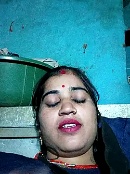 Hot kamla online show from 11/17/25, 02:01