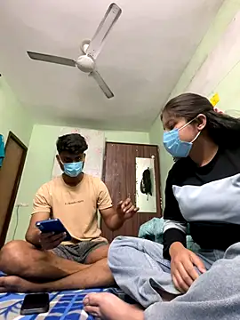 Cute hotzara online show from 11/14/25, 04:33