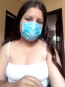 Cute hotzara online show from 05/04/26, 04:30