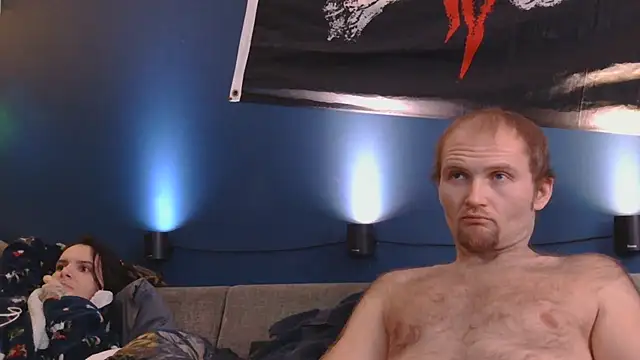 Snapshot of Donster907 chatting on 11/12/25, 07:42 Donster907 online show from 11/12/25, 07:42