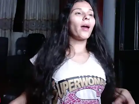 Snapshot of Rabbitum chatting on 11/22/25, 04:44 Rabbitum online show from 11/22/25, 04:44