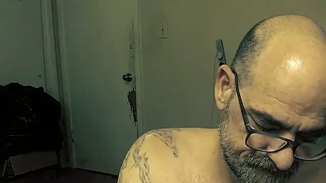 MrBigginTX online show from 01/17/26, 05:34