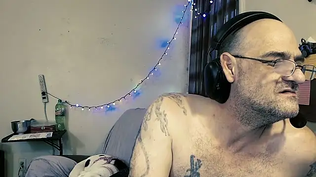 MrBigginTX online show from 02/15/26, 04:58