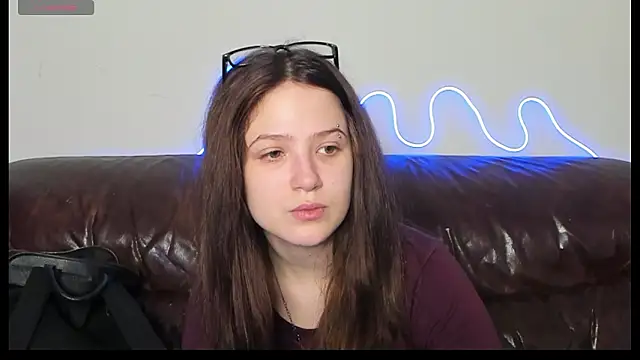 Anora Miller online show from 02/15/26, 09:08