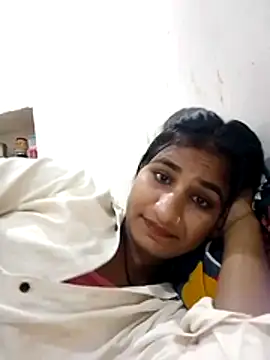 Snapshot of Kumari_gairl chatting on 12/02/25, 03:18 Kumari gairl online show from 12/02/25, 03:18