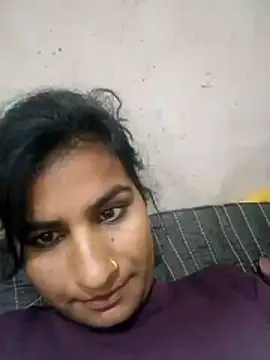 Snapshot of Kumari_gairl chatting on 12/16/25, 05:29 Kumari gairl online show from 12/16/25, 05:29