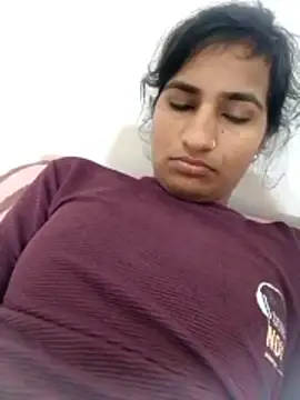 Snapshot of Kumari_gairl chatting on 12/17/25, 05:57 Kumari gairl online show from 12/17/25, 05:57