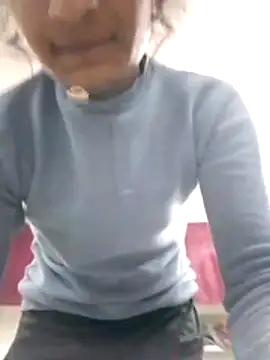 Snapshot of Kumari_gairl chatting on 12/22/25, 01:57 Kumari gairl online show from 12/22/25, 01:57