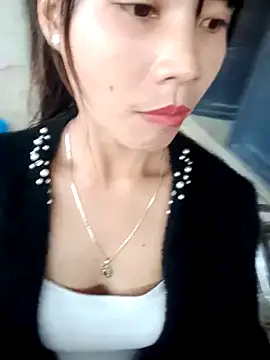 Snapshot of gugu0022 chatting on 11/24/25, 09:31 gugu0022 online show from 11/24/25, 09:31