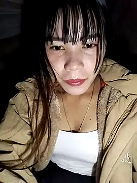 Snapshot of gugu0022 chatting on 11/29/25, 12:52 gugu0022 online show from 11/29/25, 12:52