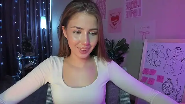 Aurora Glow21 online show from 02/27/26, 12:05