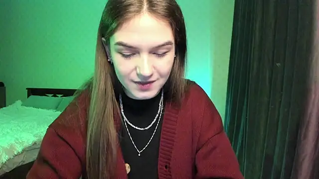 luna lust 212 online show from 11/24/25, 07:57