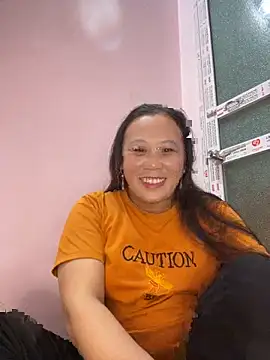 Snapshot of xuan-ha chatting on 12/16/25, 12:54 xuan-ha online show from 12/16/25, 12:54