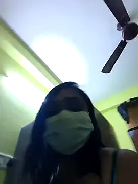 Dharshini98 online show from 12/19/25, 01:01