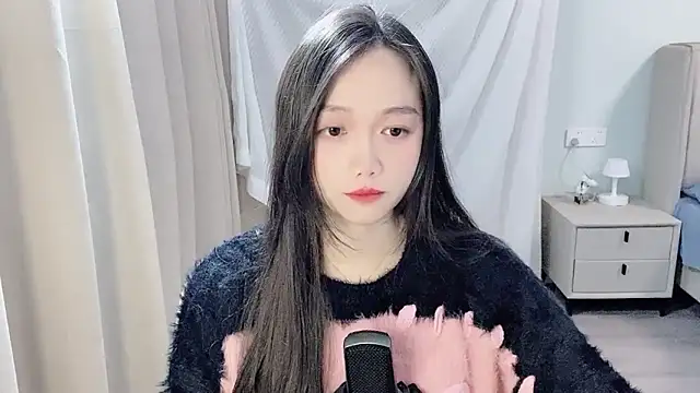 BoiI2u online show from 12/14/25, 03:17