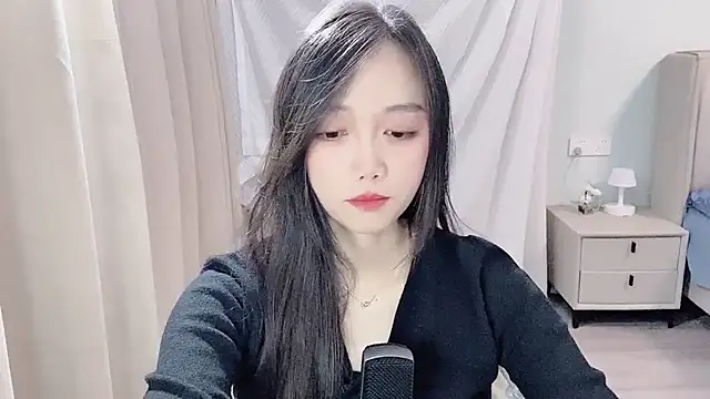 BoiI2u online show from 12/15/25, 03:16