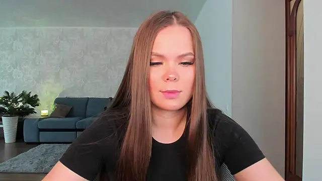 Kira love 81 online show from 04/17/26, 12:08