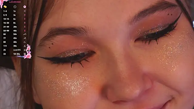 cheeky cherry  online show from 11/25/25, 03:12