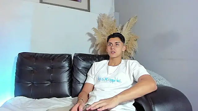 ZeusBrant online show from 03/21/26, 01:48