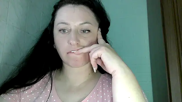 MelinaAx online show from 04/15/26, 07:58