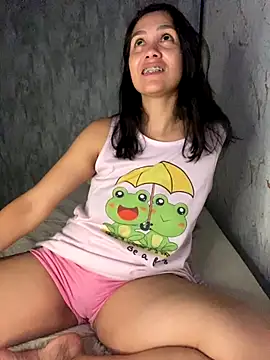 carolsapequinha online show from 12/17/25, 12:05