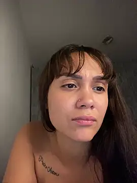 carolsapequinha online show from 05/05/26, 04:31
