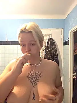 Snapshot of ladychat69 chatting on 01/09/26, 08:32 ladychat69 online show from 01/09/26, 08:32