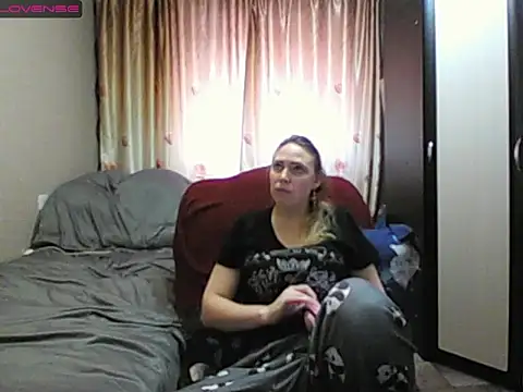 JenniDeep online show from 02/27/26, 10:04