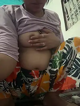 isha sharma2002 online show from 03/25/26, 04:13