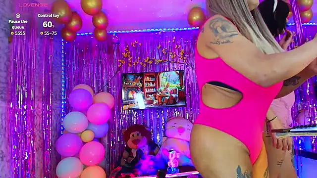 TAYLOR S7 online show from 04/01/26, 02:01