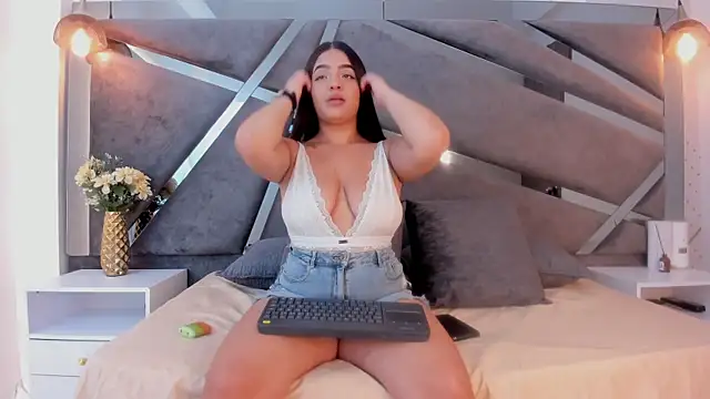 Sammy Gomez  online show from 11/20/25, 08:08