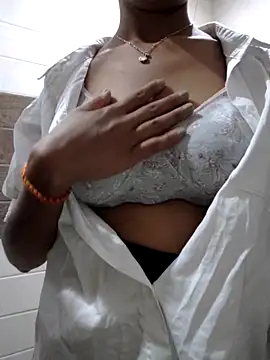 sexy lelina online show from 11/21/25, 03:22