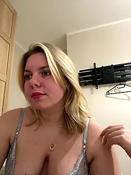 Nallinee online show from 01/10/26, 04:42