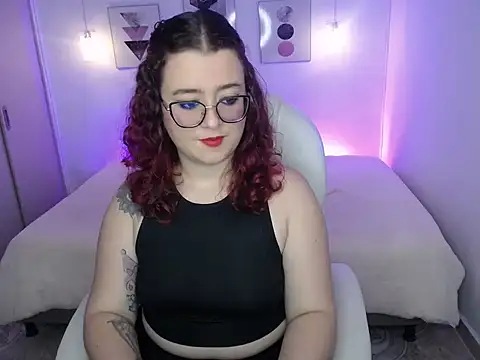 selene rouse  online show from 11/24/25, 01:22