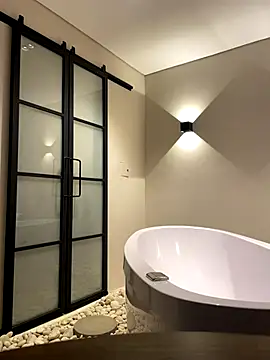 Snapshot of lusstyles_1 chatting on 11/28/25, 11:24 lusstyles 1 online show from 11/28/25, 11:24