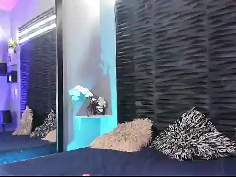 Snapshot of lusstyles_1 chatting on 12/02/25, 04:51 lusstyles 1 online show from 12/02/25, 04:51