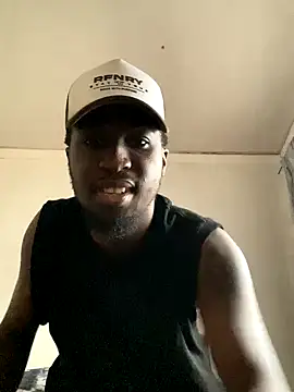 Snapshot of reese_20 chatting on 11/13/25, 03:55 reese 20 online show from 11/13/25, 03:55