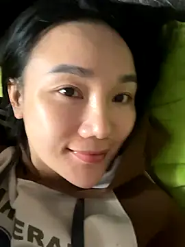 dusi-cute online show from 11/14/25, 05:22