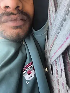 Ritik143jhil online show from 12/19/25, 11:06