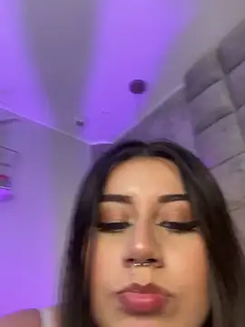 GinebraBelucci online show from 01/15/26, 09:14